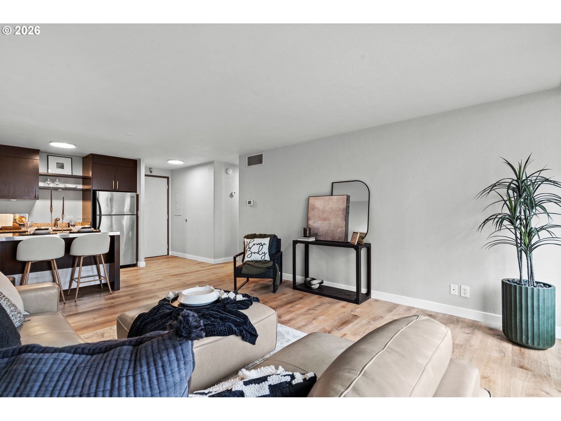 Photo #15: 205980598 Listing: Photo #15