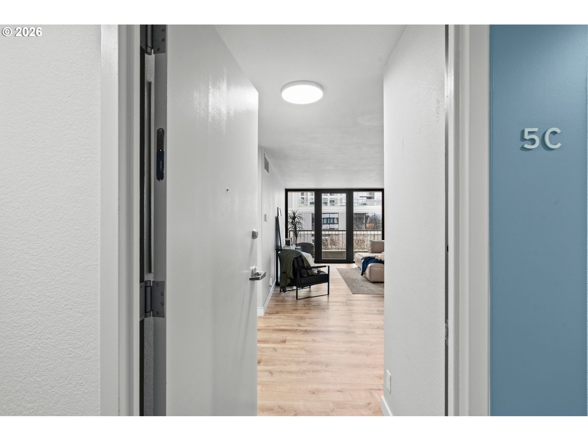 Photo #4: 205980598 Listing: Photo #4