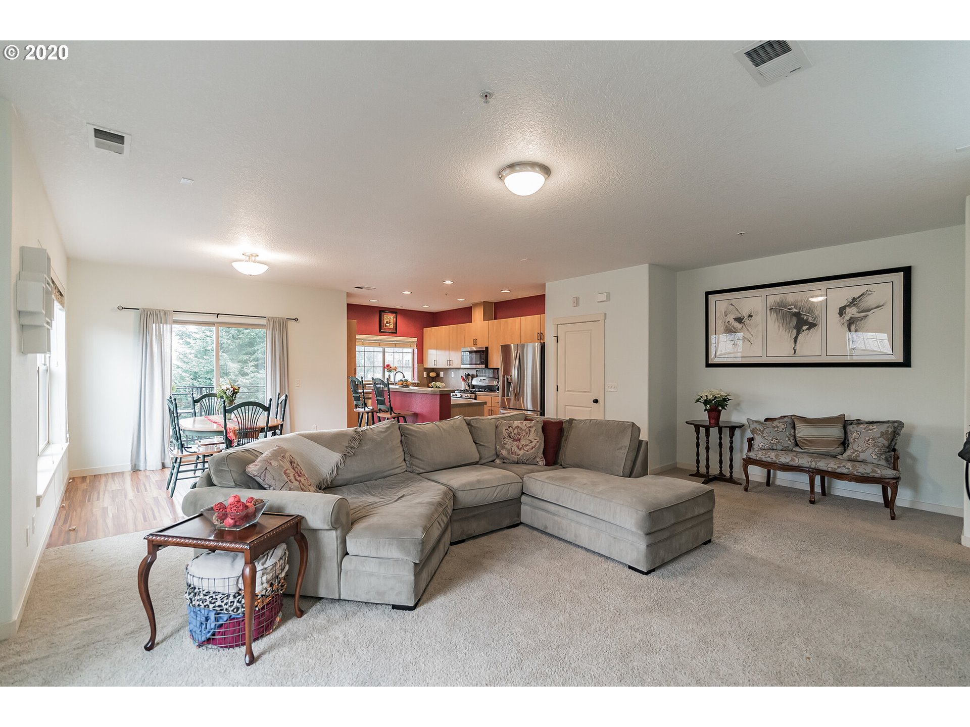 Photo #2: 20599374 Listing 