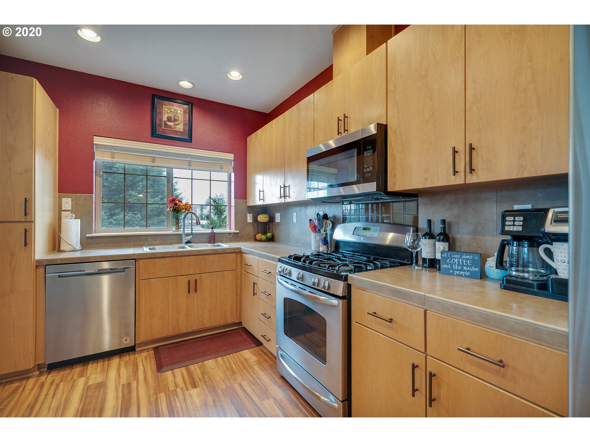 Photo #3: 20599374 Listing 