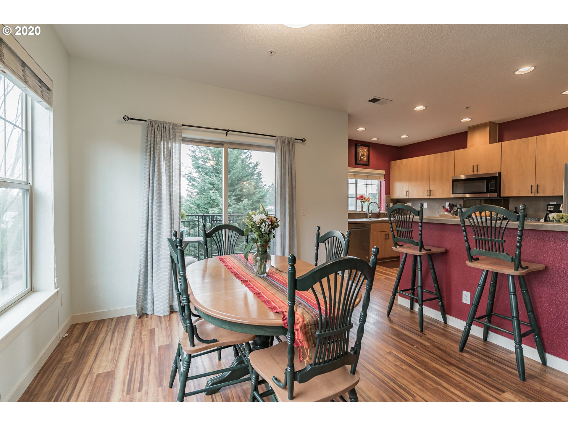 Photo #4: 20599374 Listing 