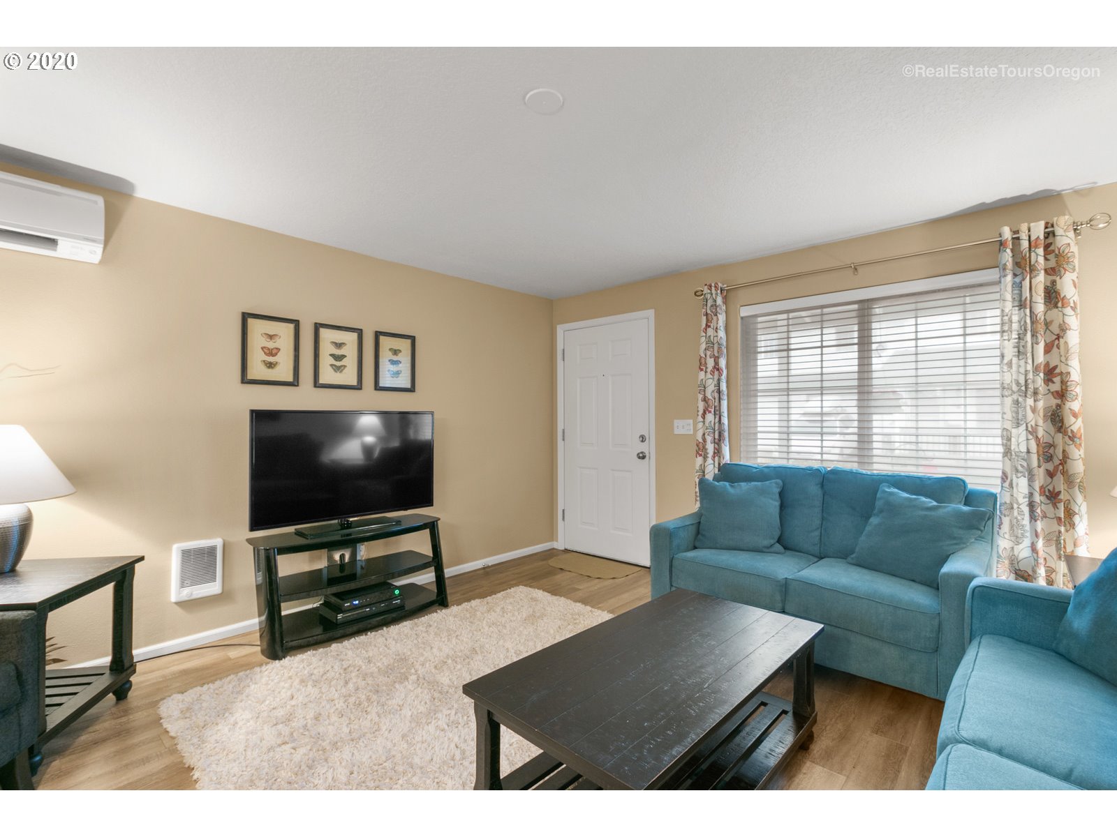Photo #5: 20599732 Listing 