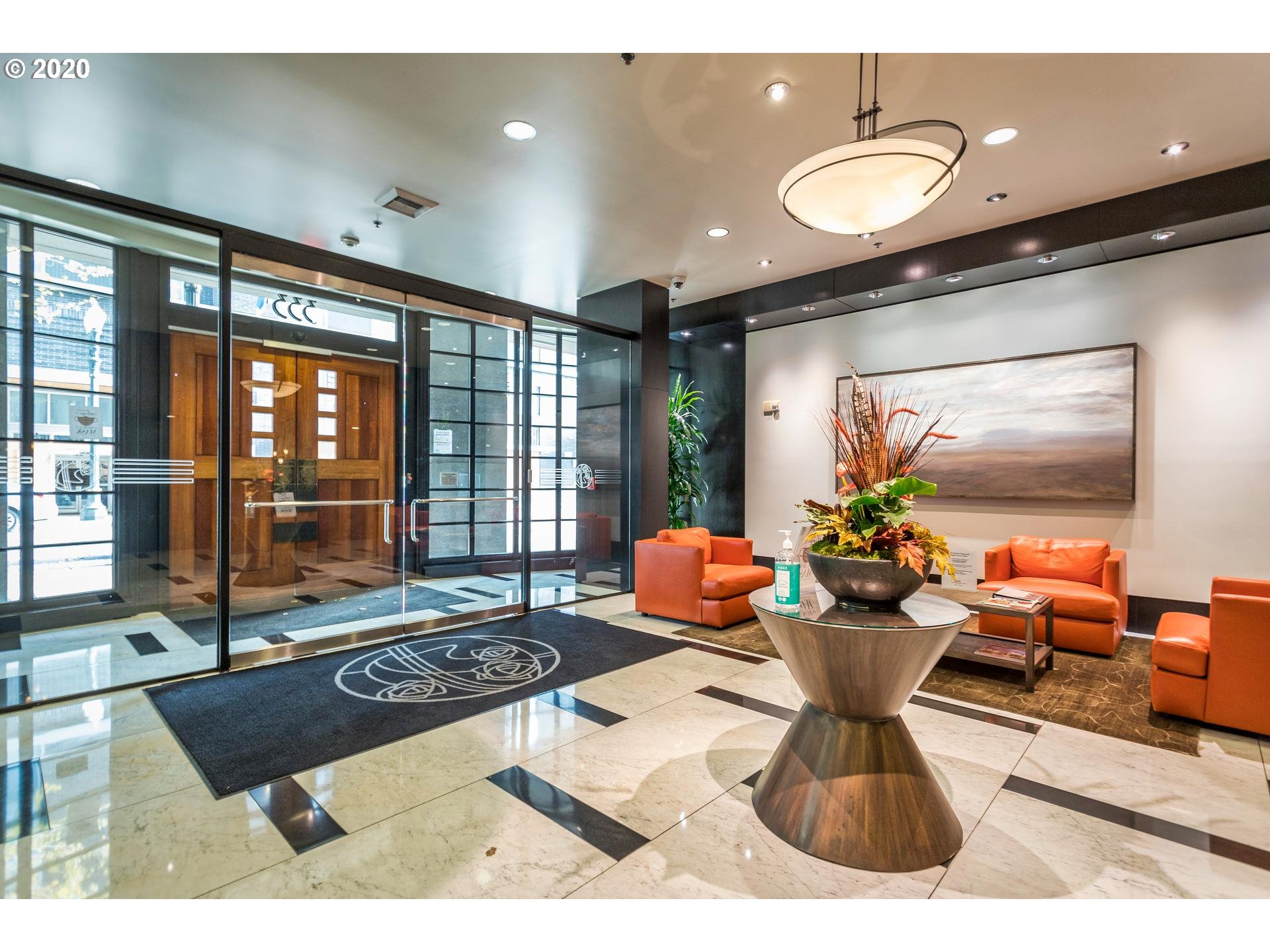 Photo #4: 20604332 Listing 