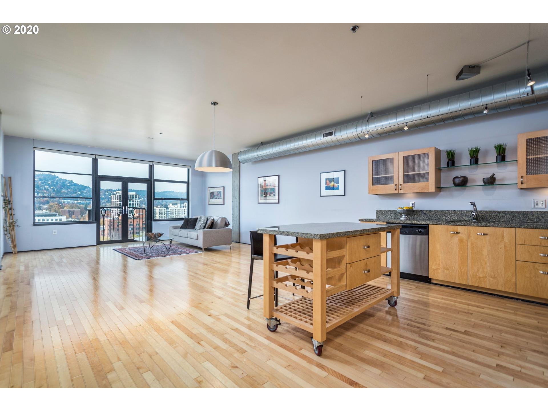 Photo #6: 20604332 Listing 
