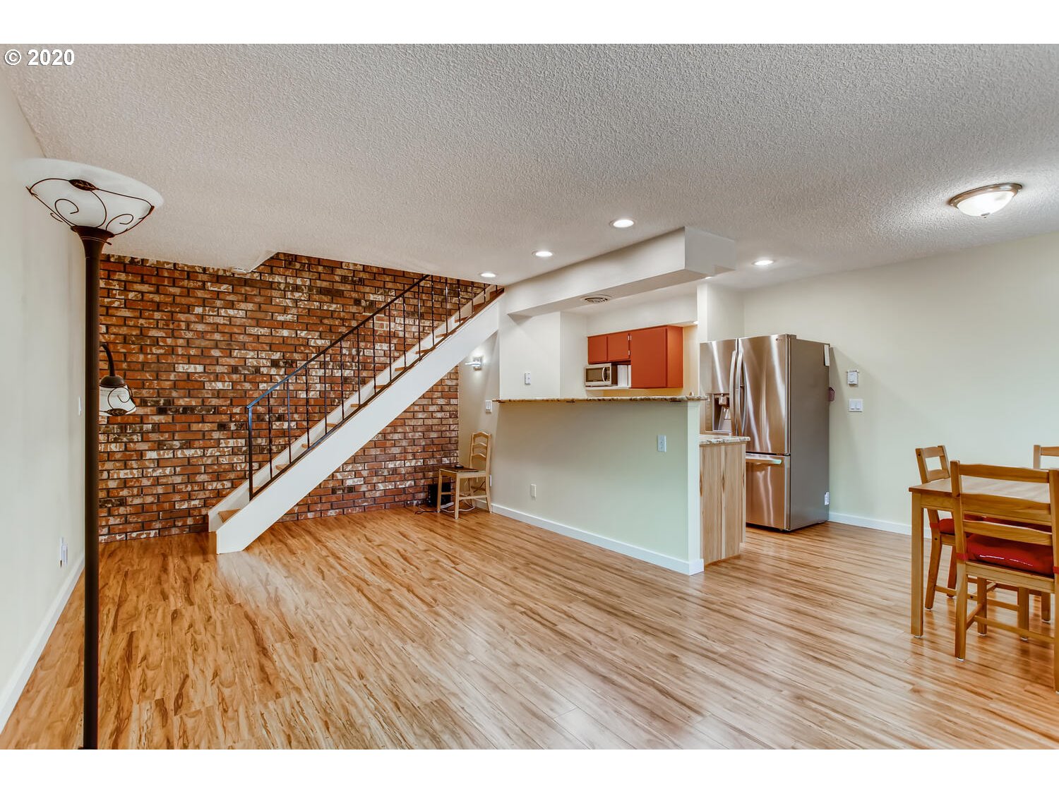 Photo #5: 20604564 Listing 