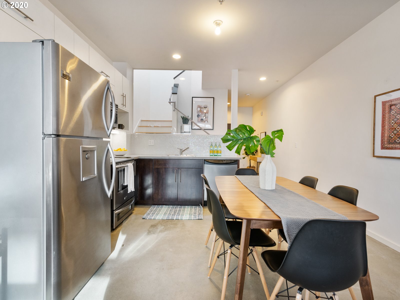 Photo #2: 20611247 Listing 