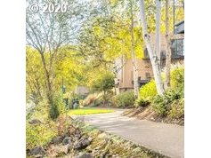 Photo #5: 20613241 Listing 