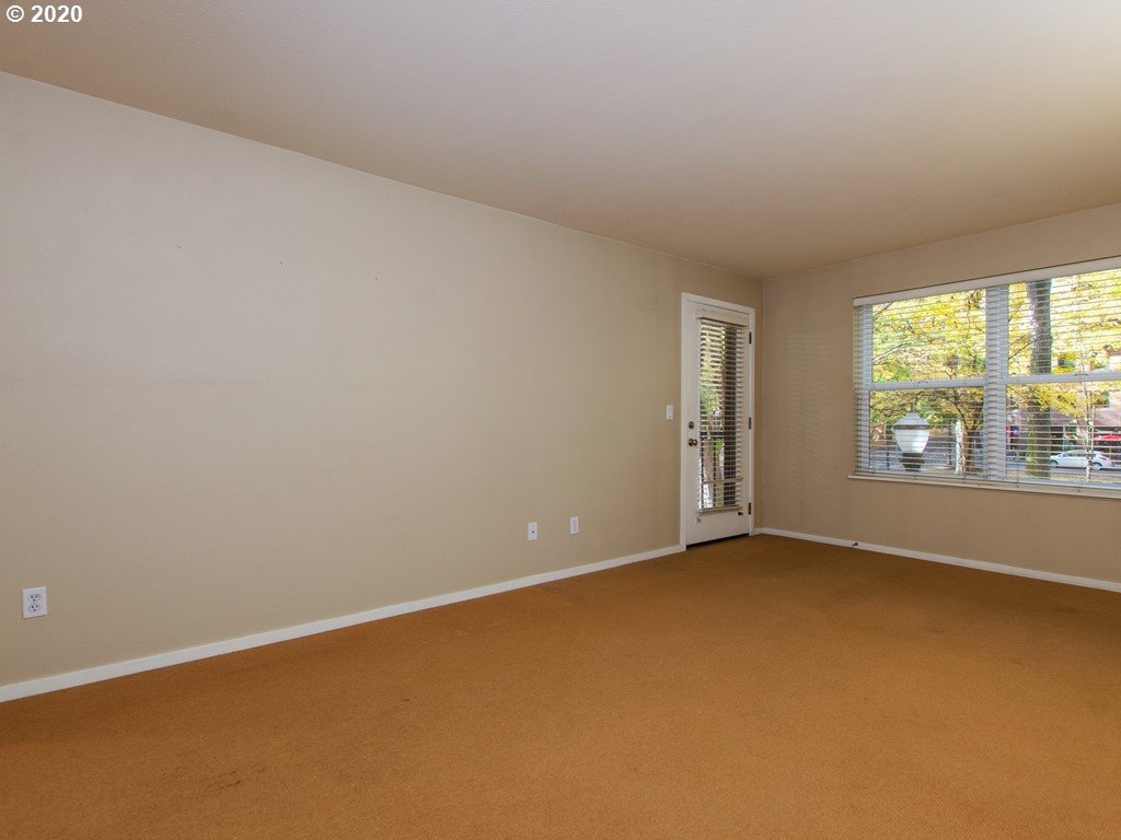 Photo #5: 20614491 Listing 