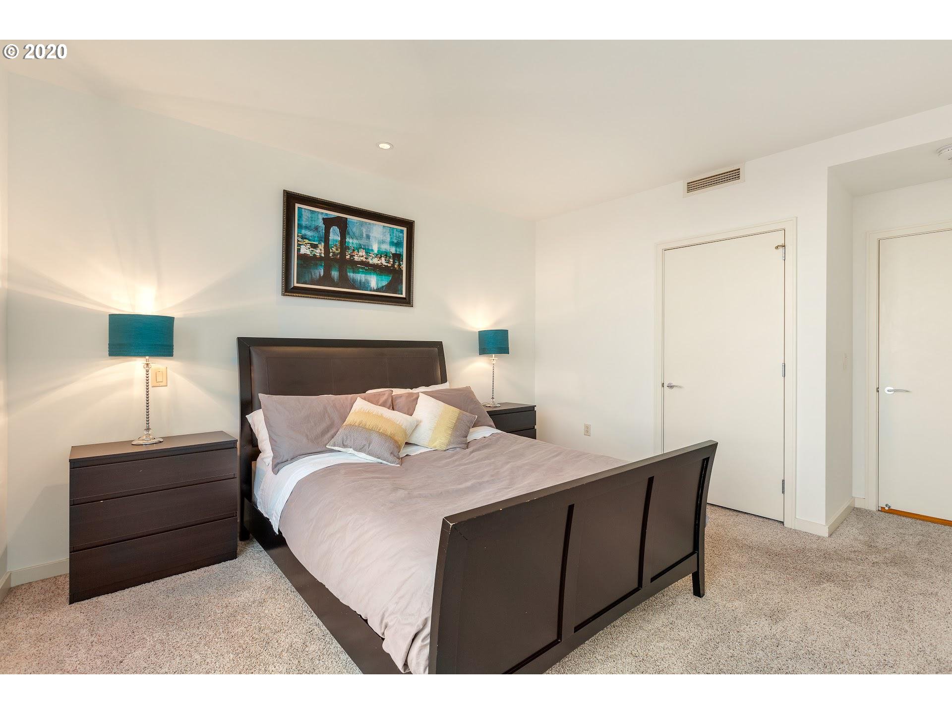 Photo #5: 20615244 Listing 