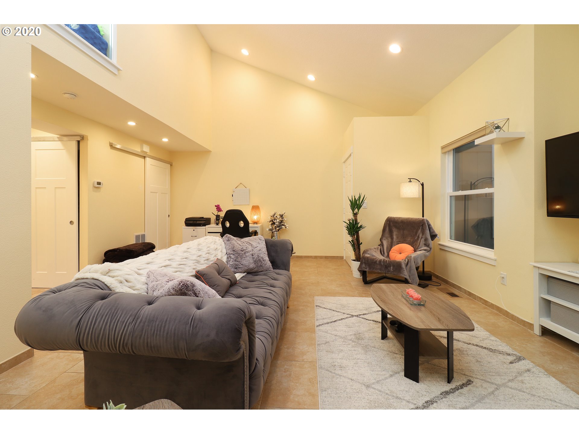Photo #6: 20621608 Listing 