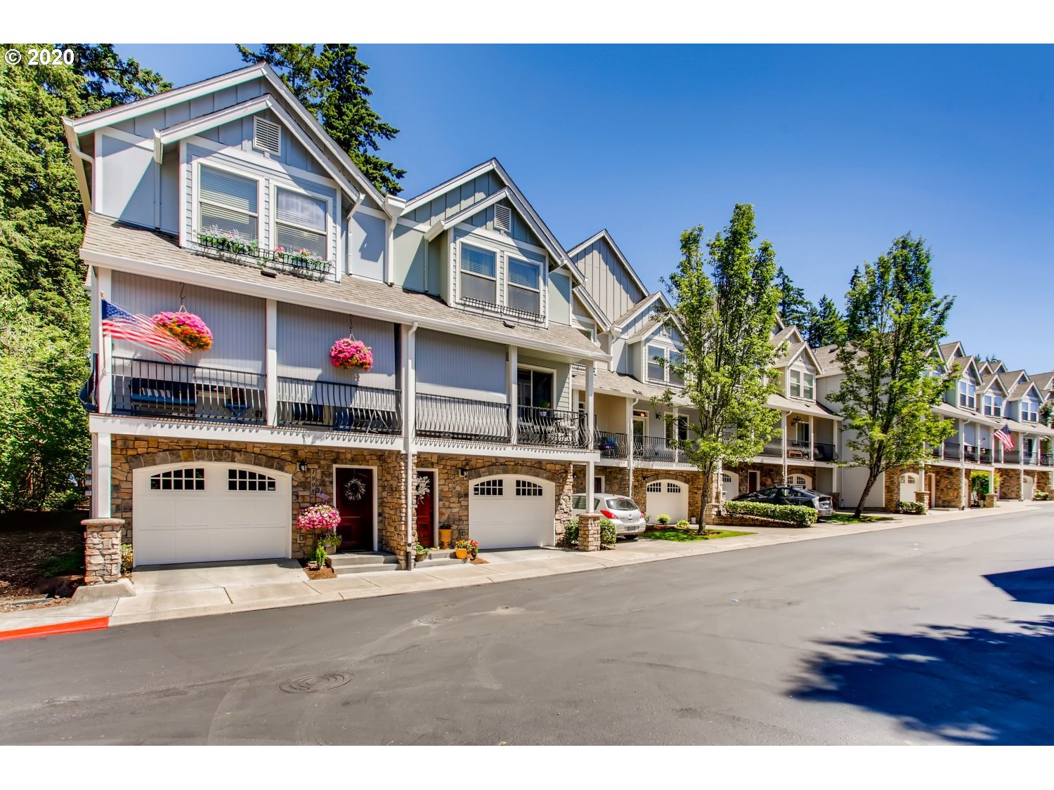Photo #2: 20621636 Listing 
