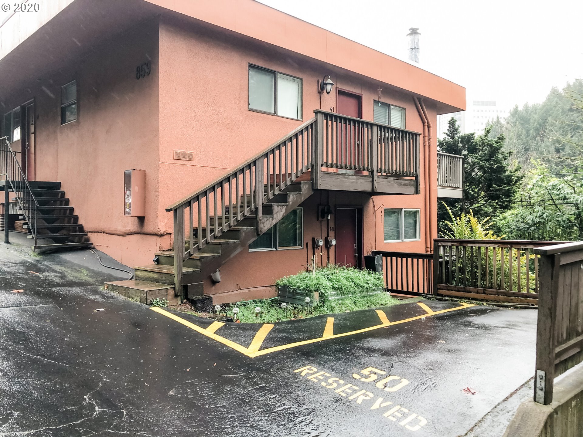 Photo #2: 20624833 Listing 