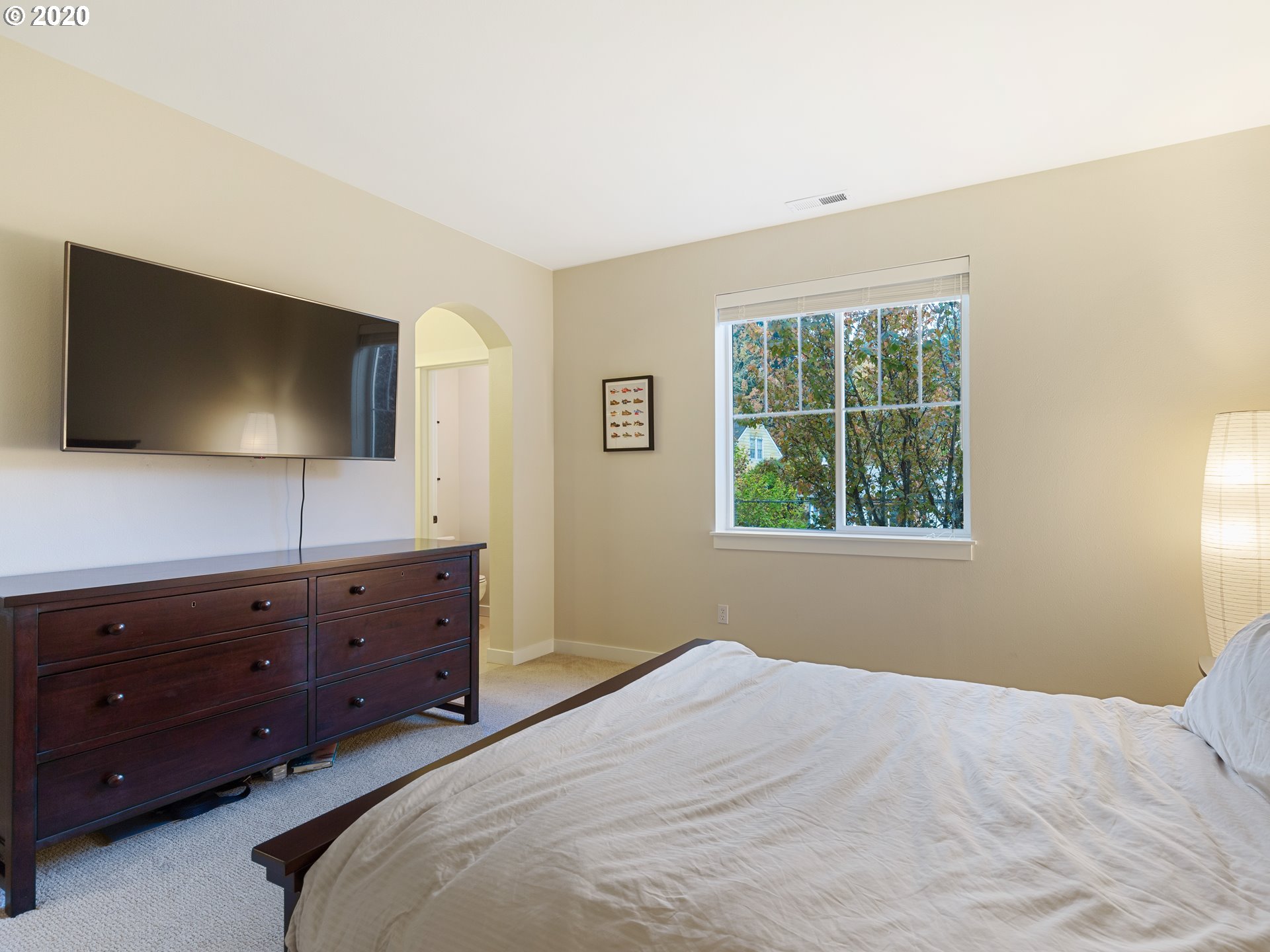 Photo #5: 20630766 Listing 