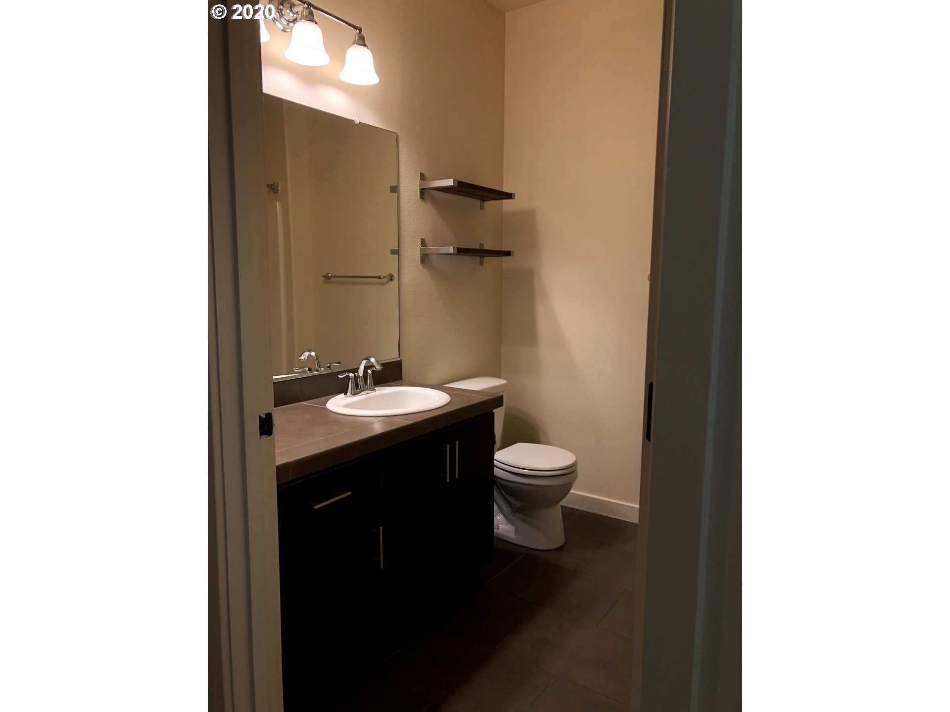 Photo #6: 20631116 Listing 
