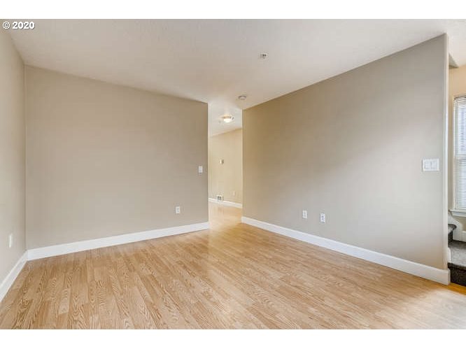Photo #5: 20631908 Listing 