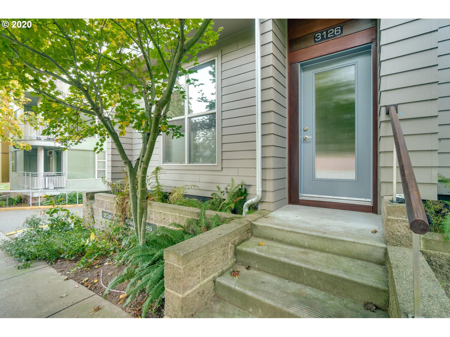Photo #4: 20634728 Listing 