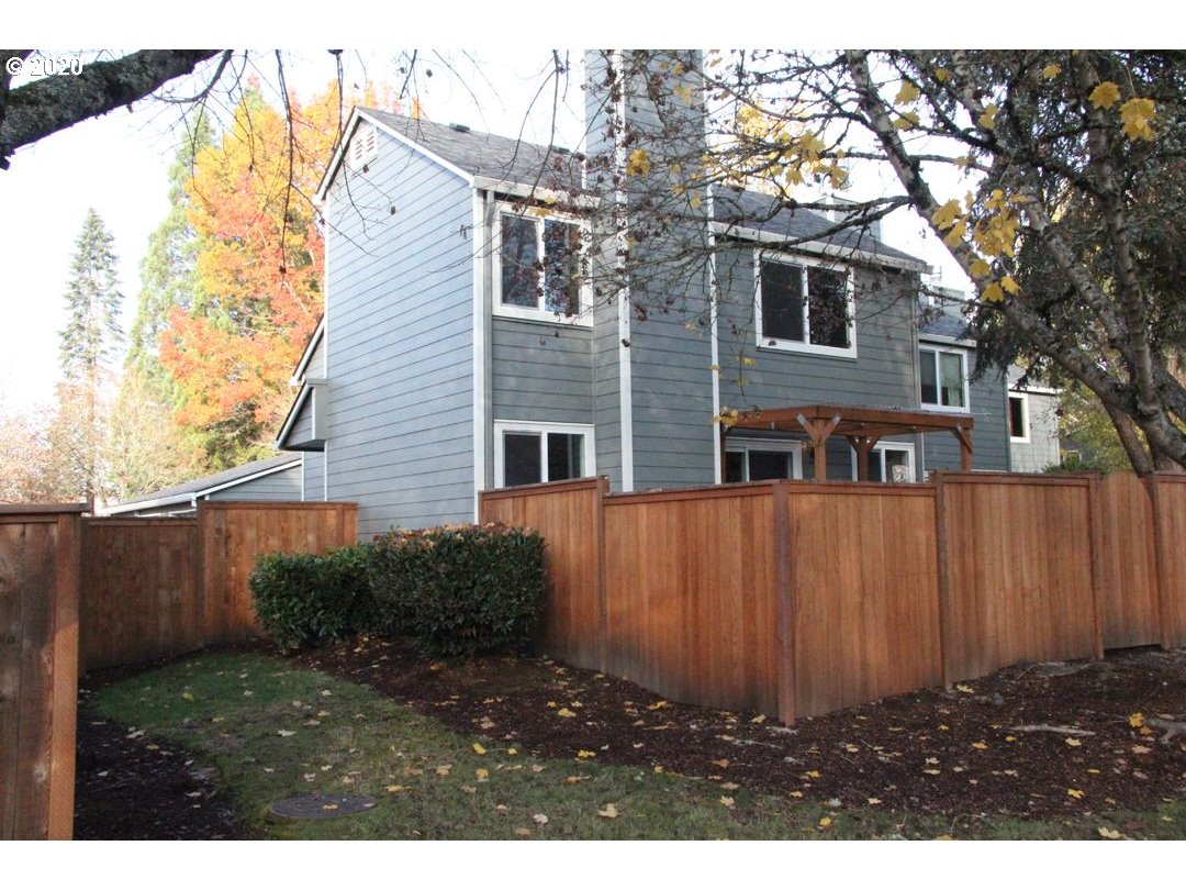 Photo #5: 20636666 Listing 