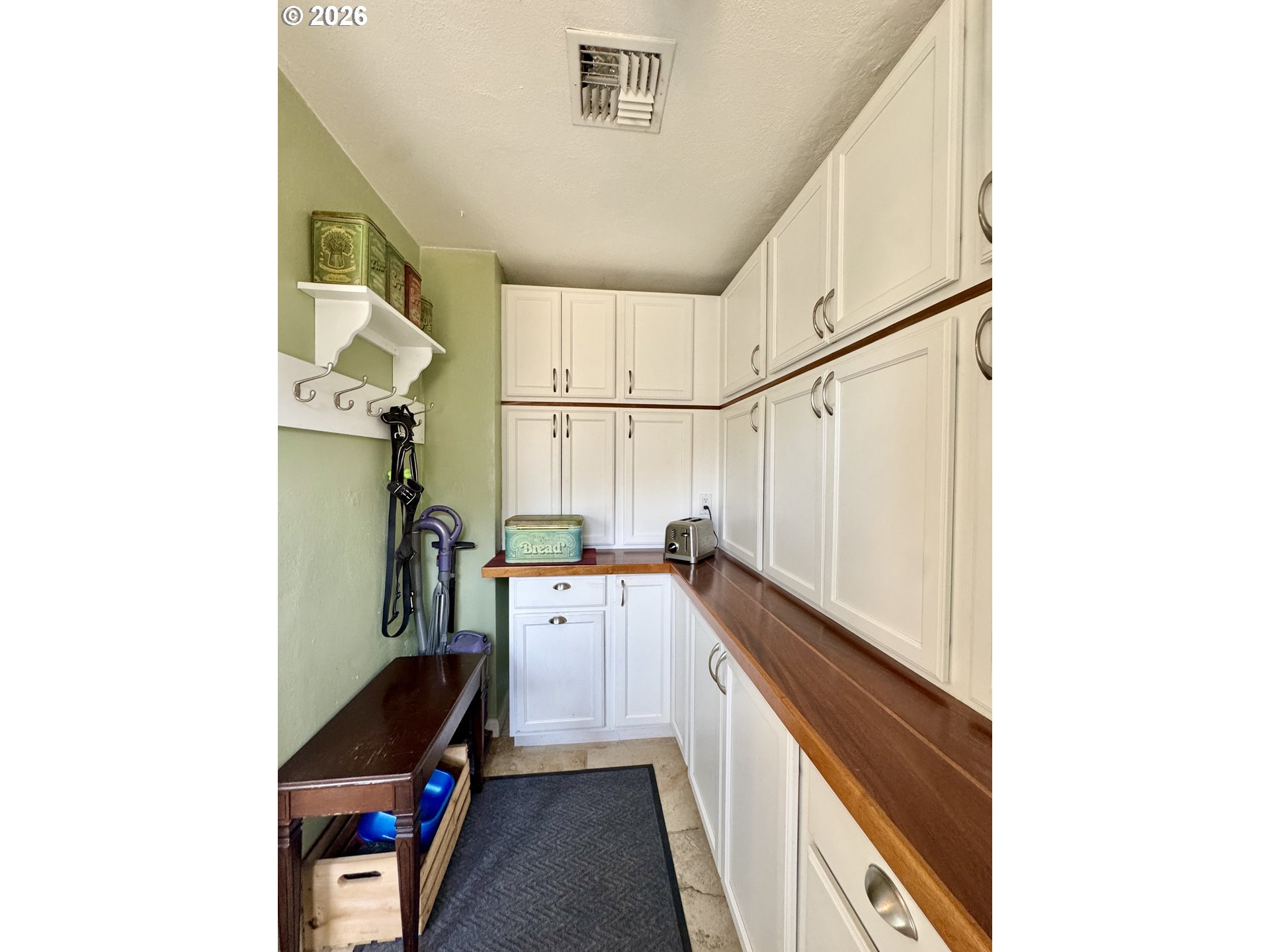 Property photo 32 of 48