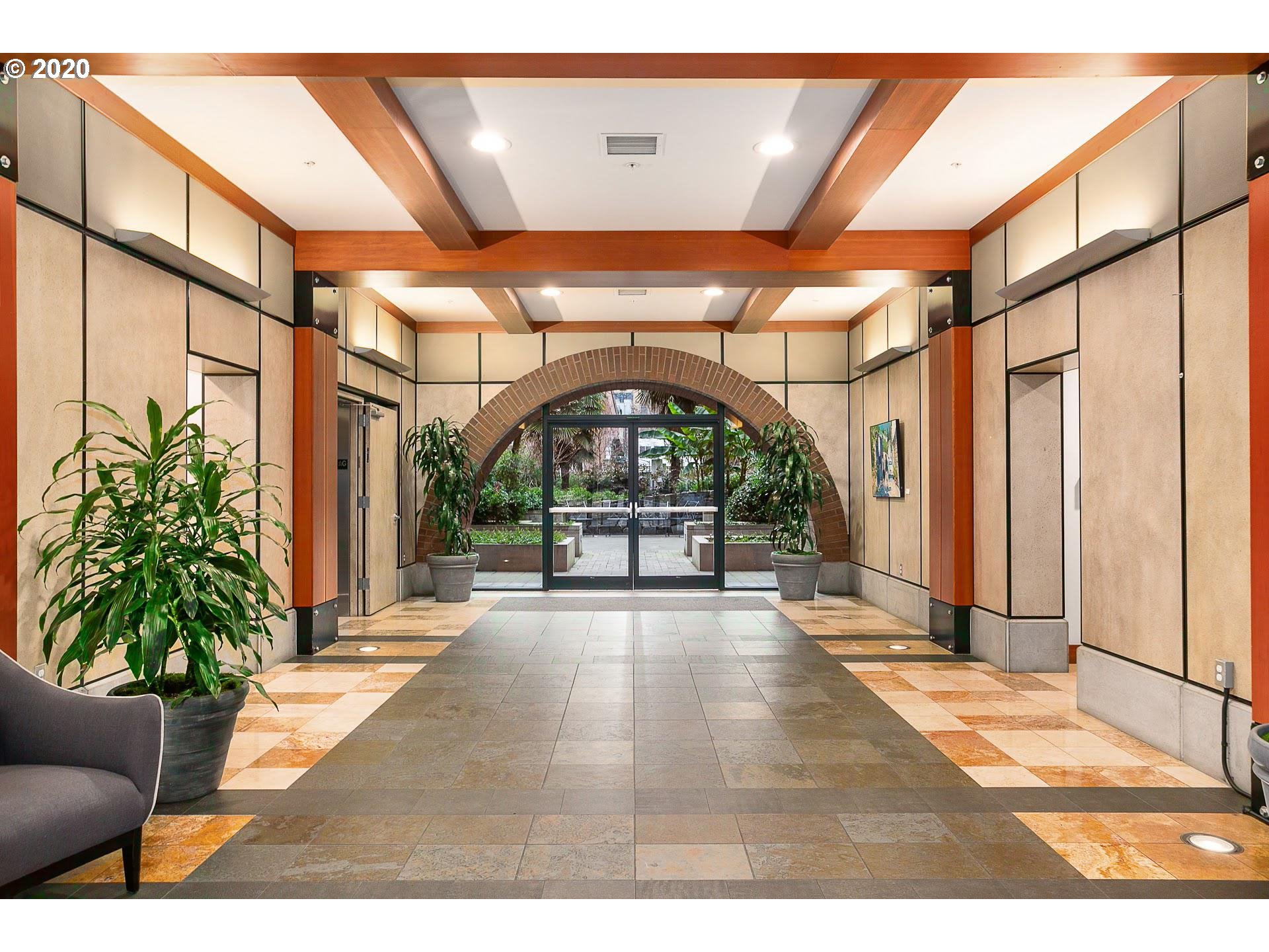 Photo #3: 20640355 Listing 
