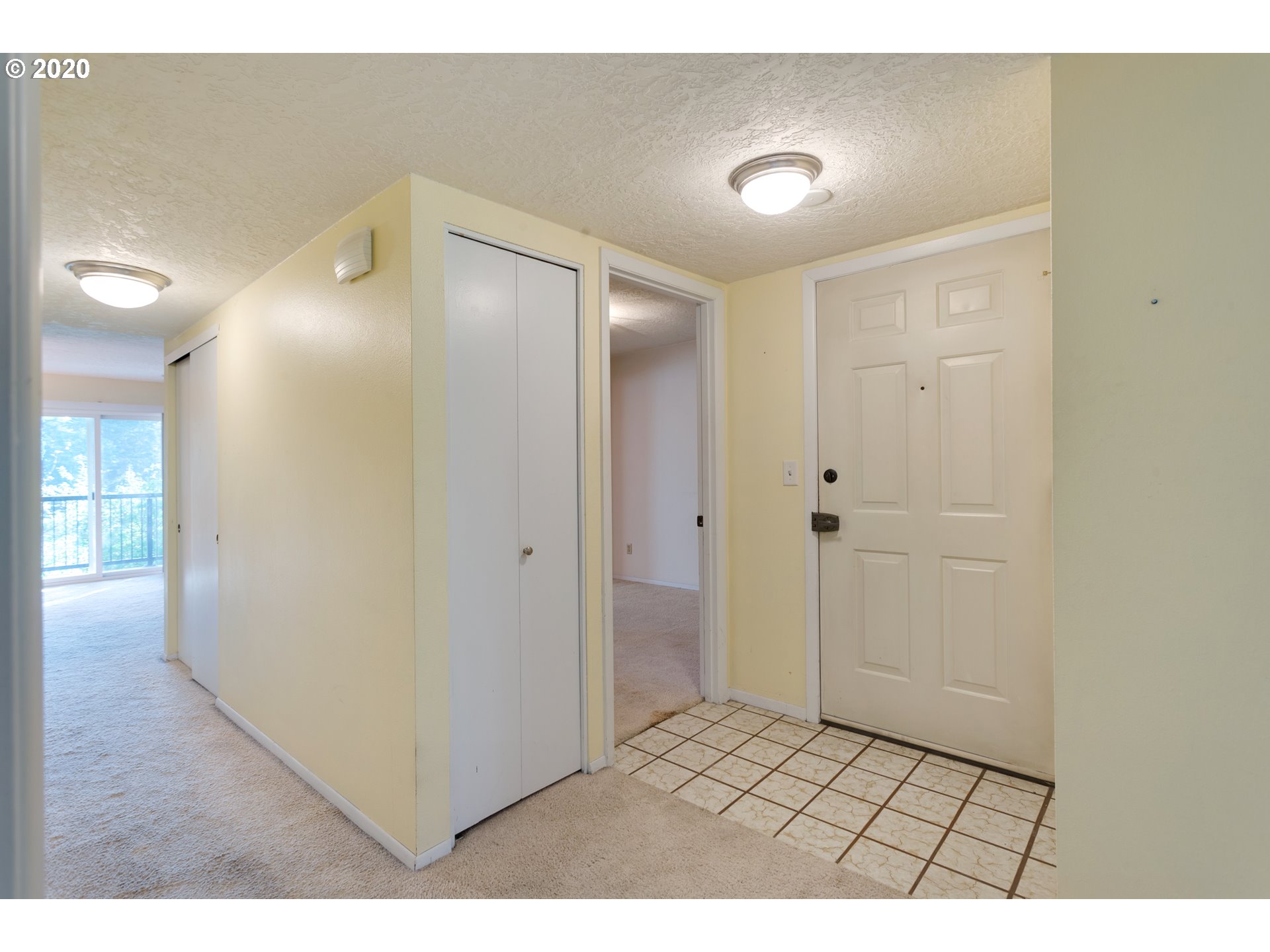 Photo #4: 20644342 Listing 