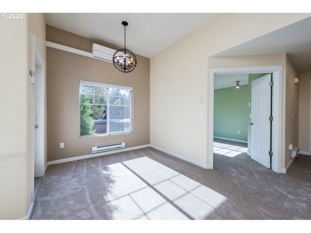 Photo #3: 20645645 Listing 