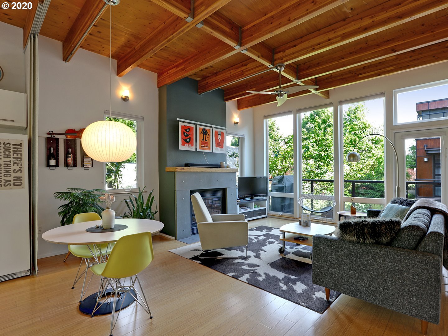 Photo #3: 20648147 Listing 