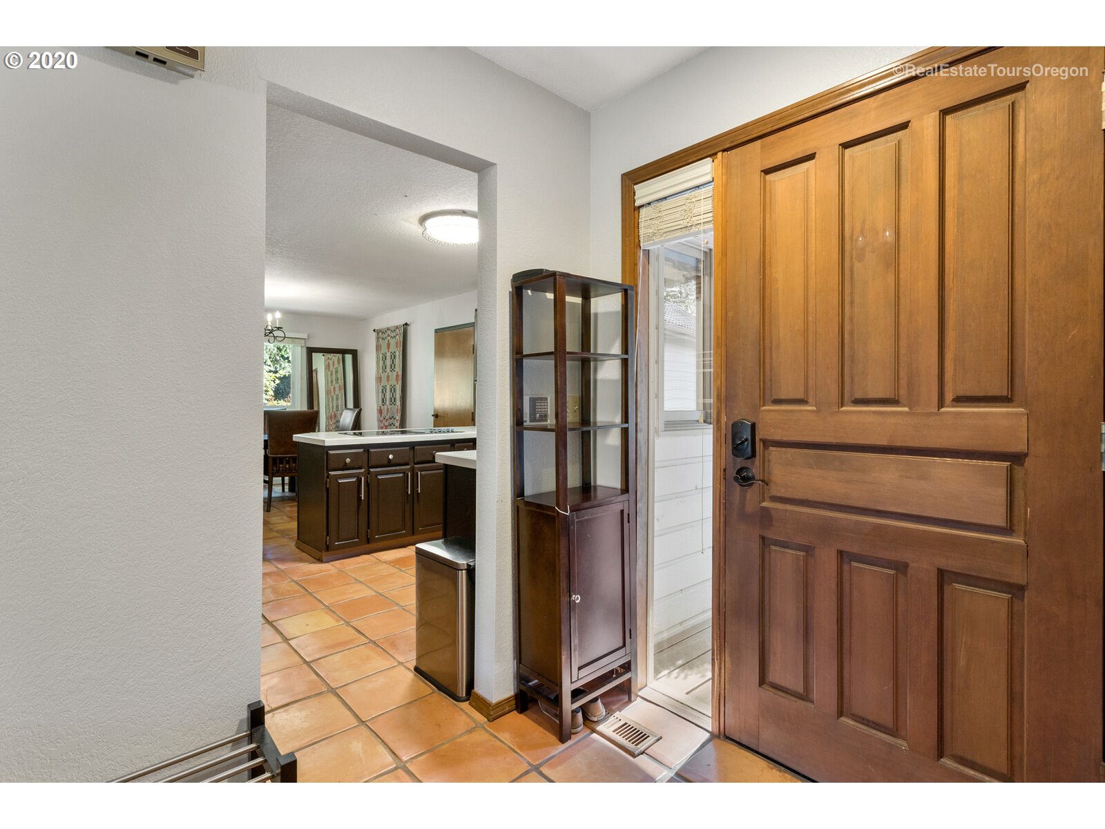 Photo #5: 20648506 Listing 
