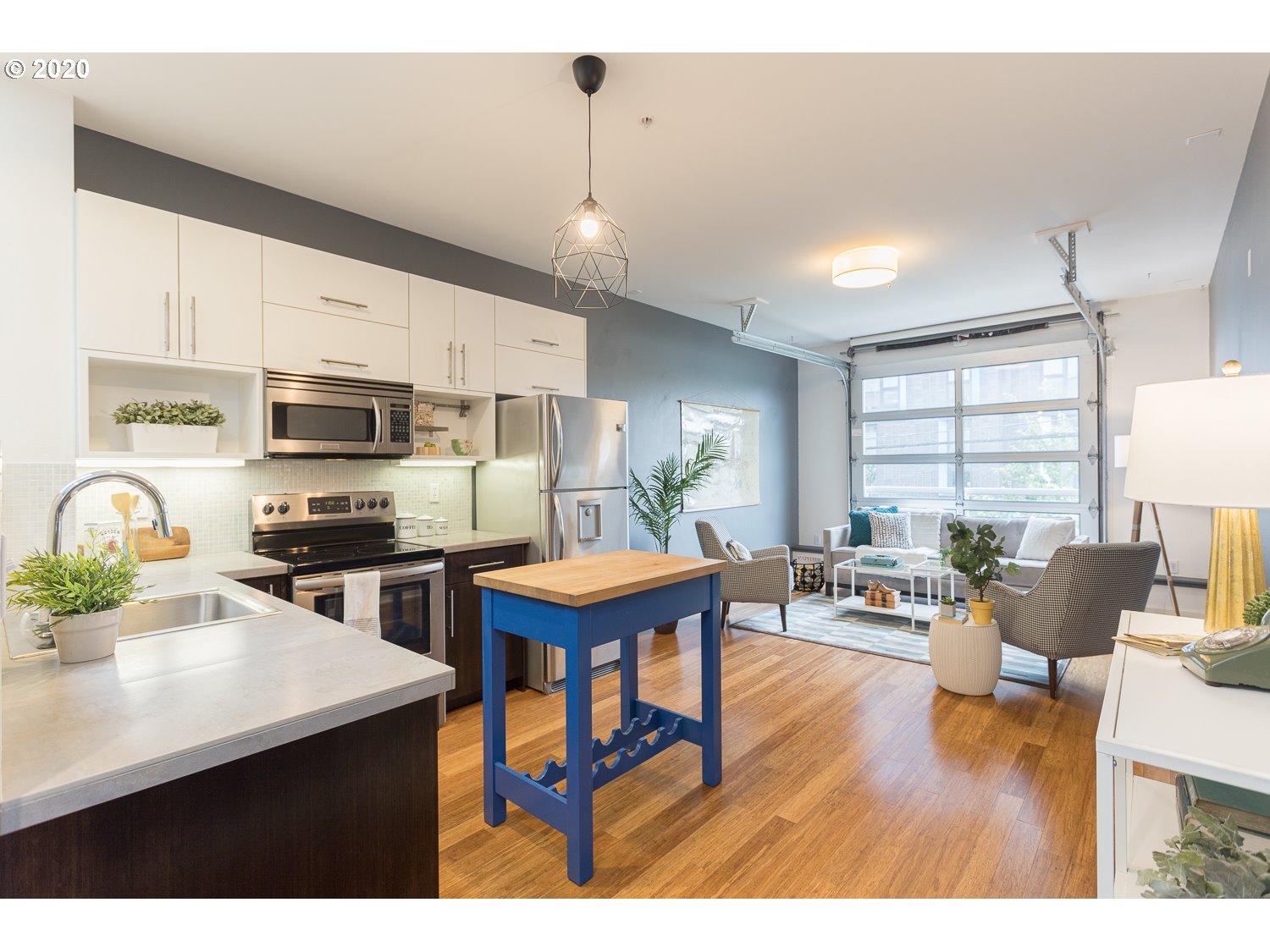 Photo #4: 20648829 Listing 