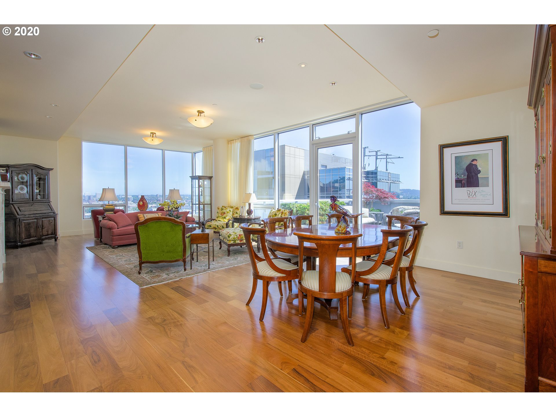 Photo #2: 20649730 Listing 