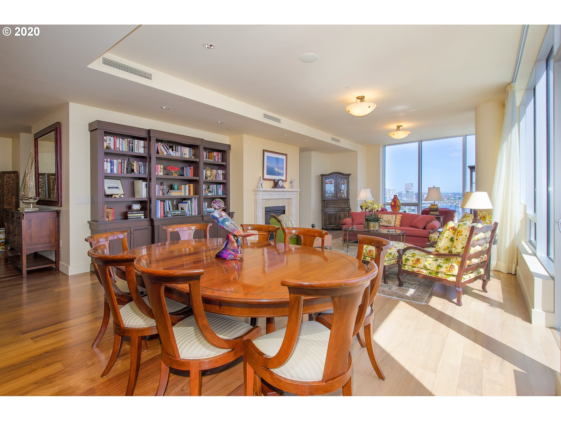 Photo #3: 20649730 Listing 
