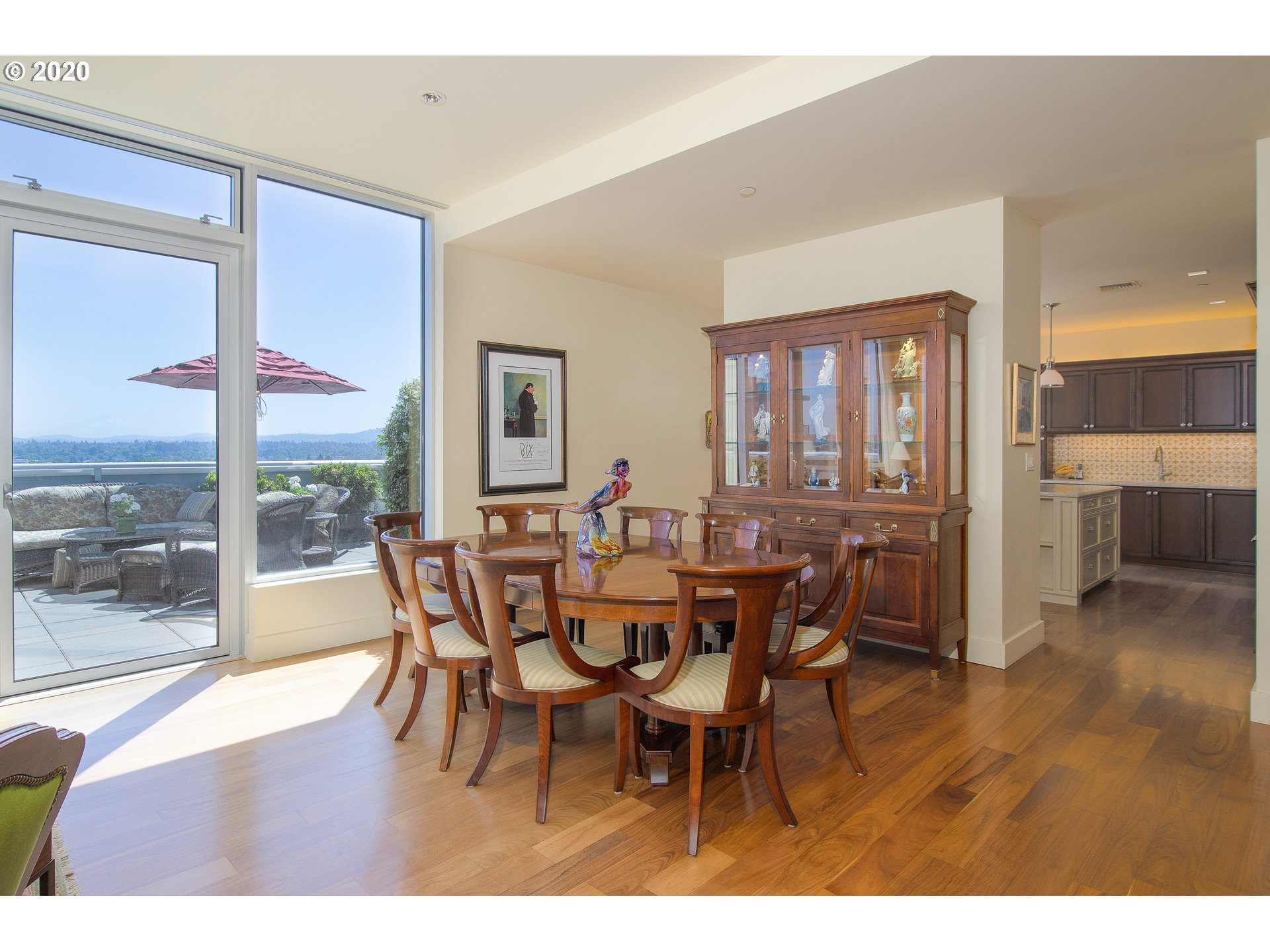 Photo #4: 20649730 Listing 