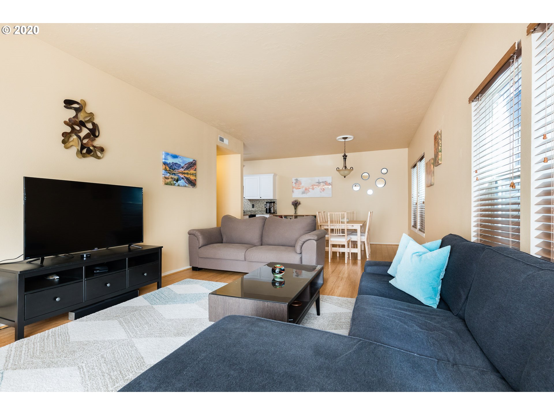 Photo #6: 20650684 Listing 