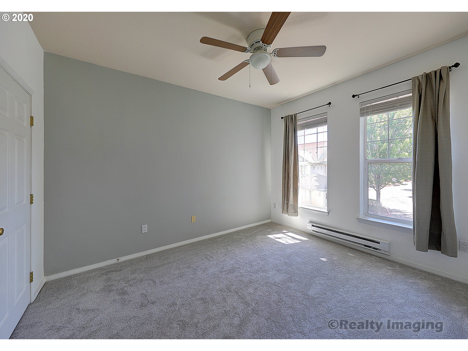 Photo #5: 20651579 Listing 