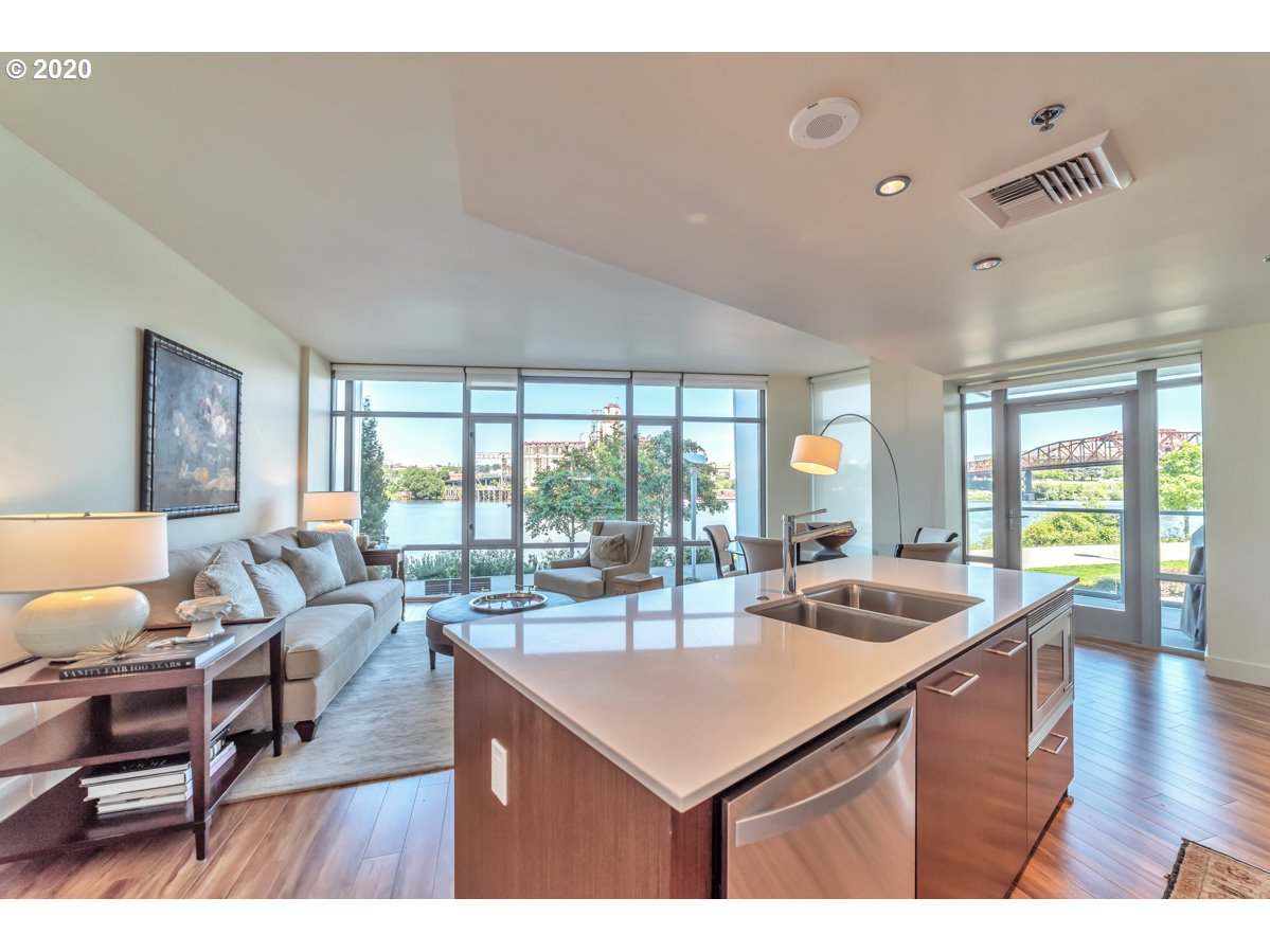 Photo #2: 20651619 Listing 