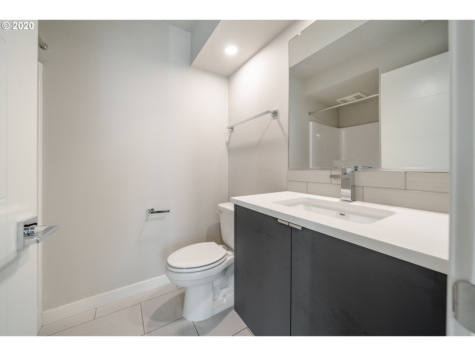 Photo #3: 20654936 Listing 