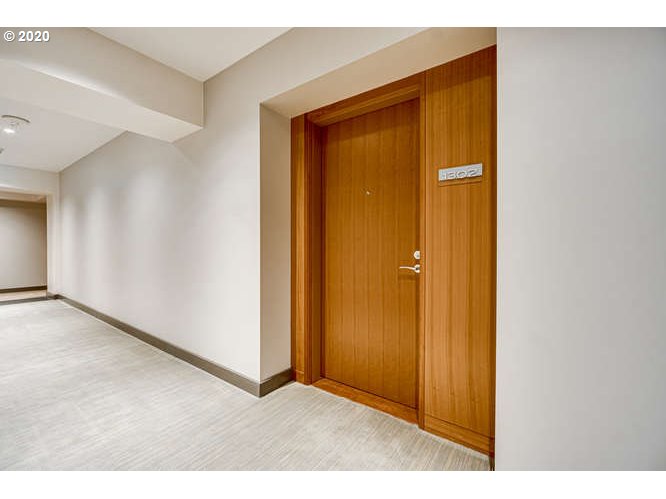 Photo #5: 20656820 Listing 