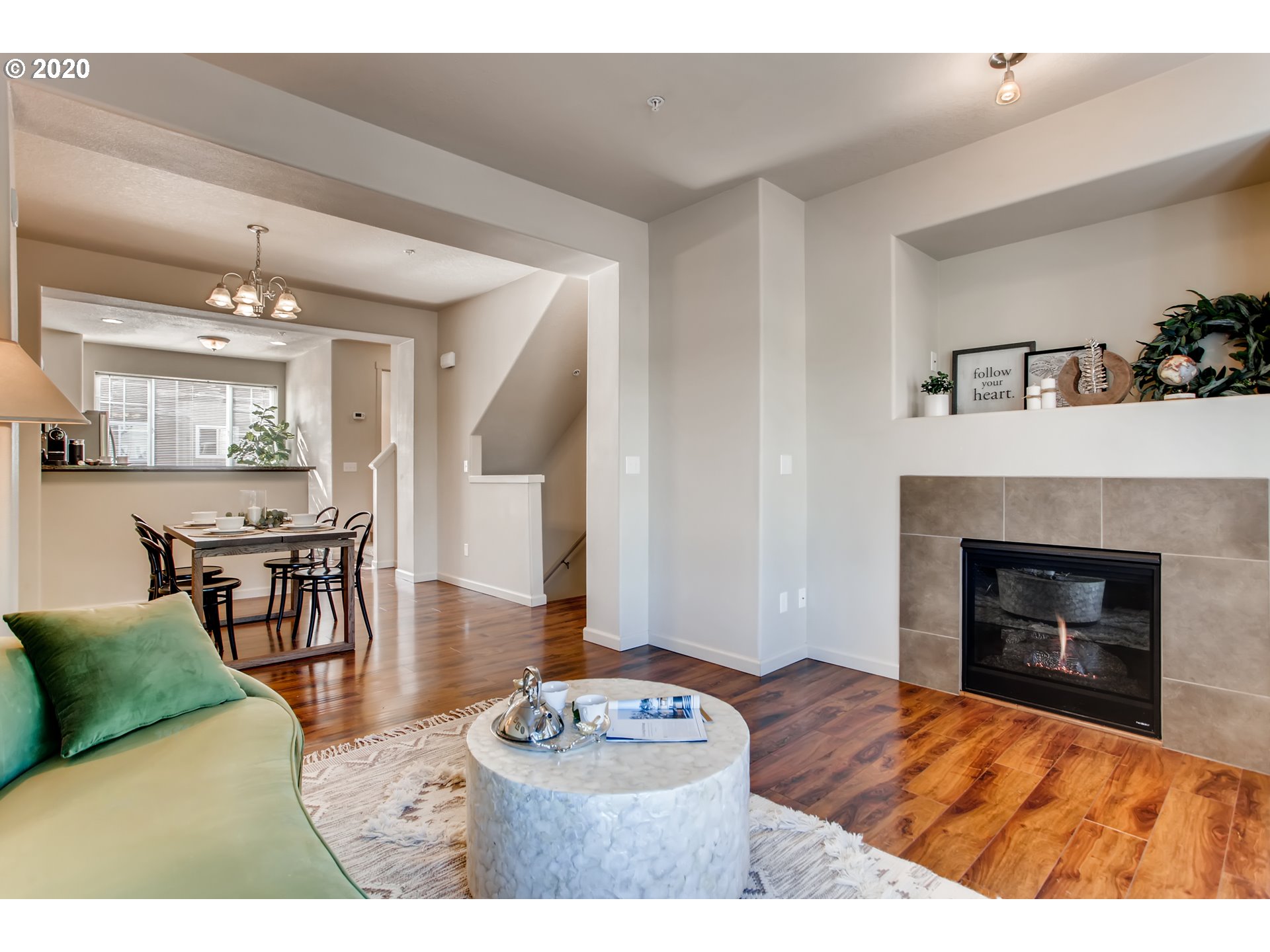 Photo #5: 20657929 Listing 