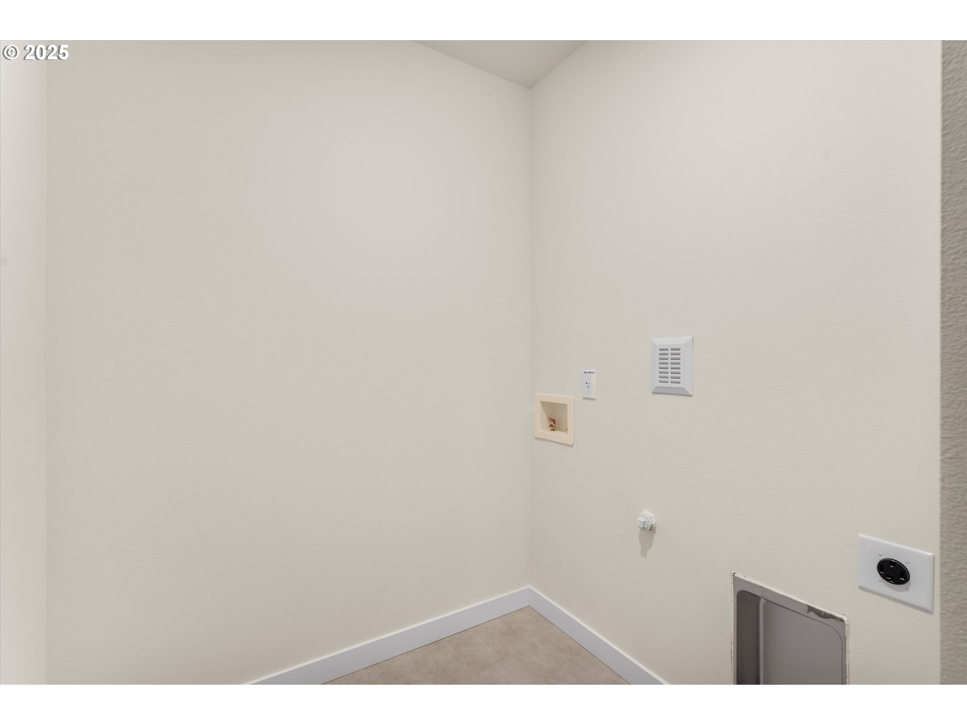 Photo #24: 206580674 Listing: Photo #24