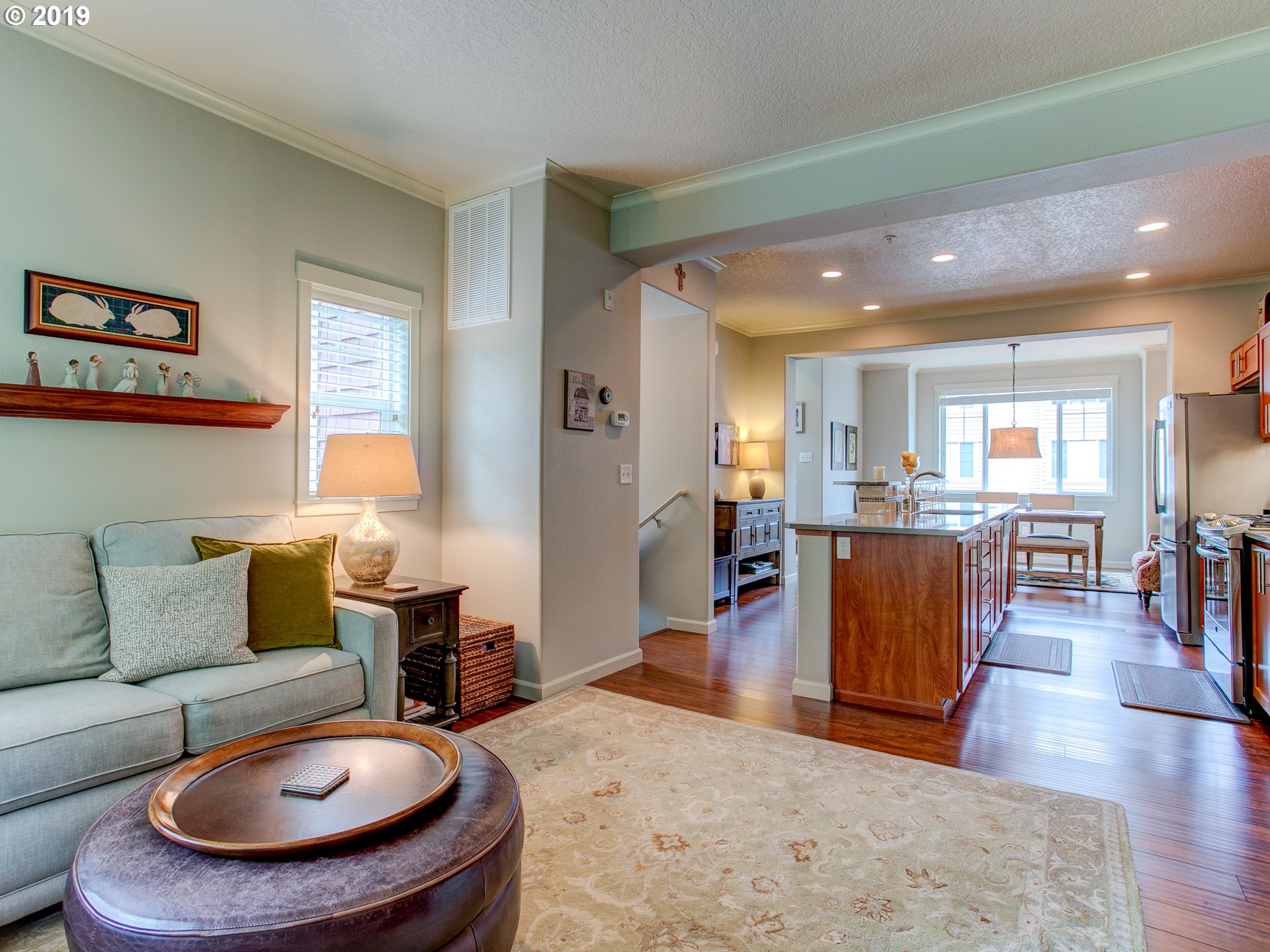 Photo #5: 20663637 Listing 