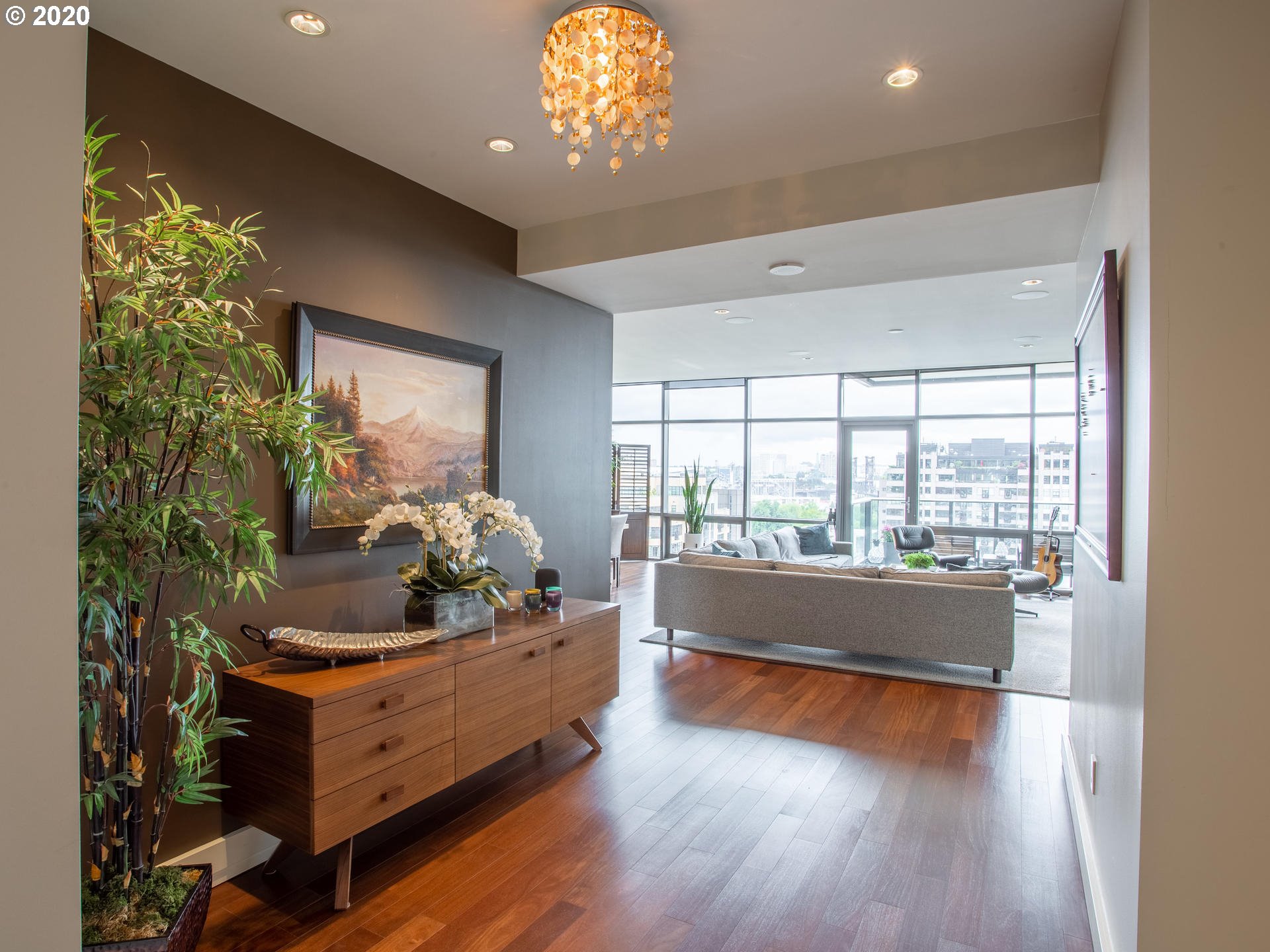 Photo #2: 20664522 Listing 
