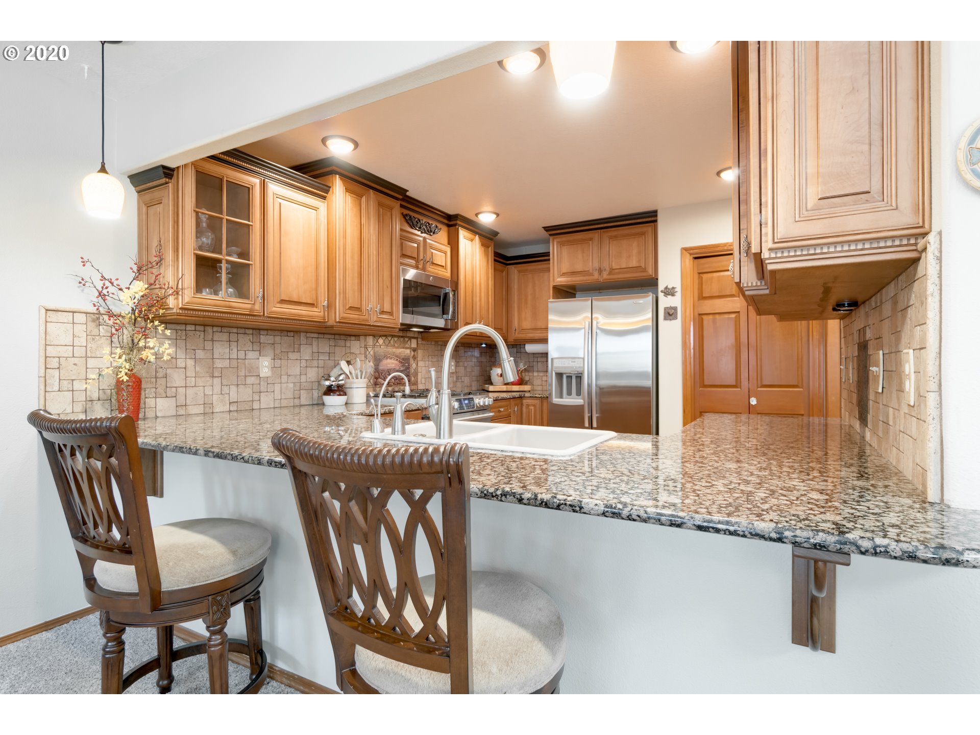 Photo #6: 20672859 Listing 