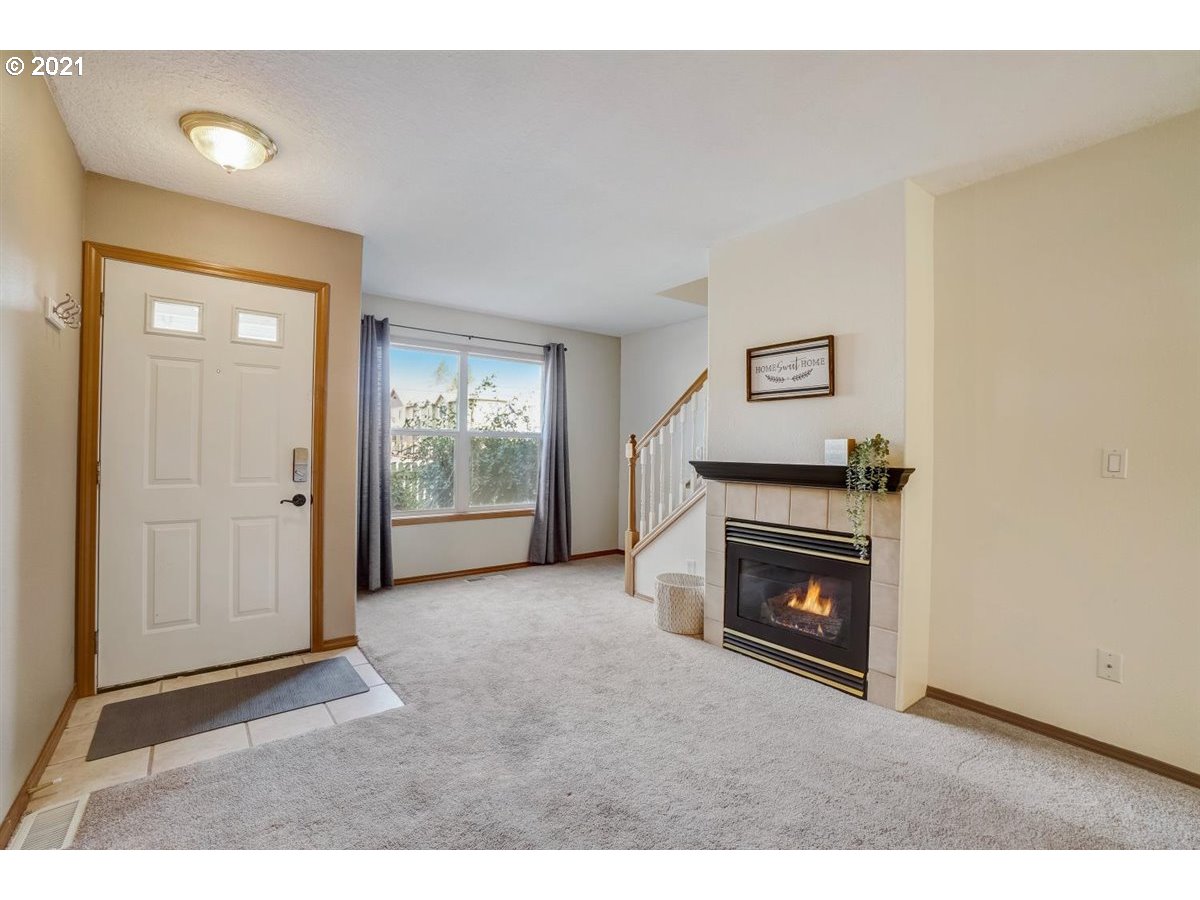 Photo #2: 20673933 Listing 