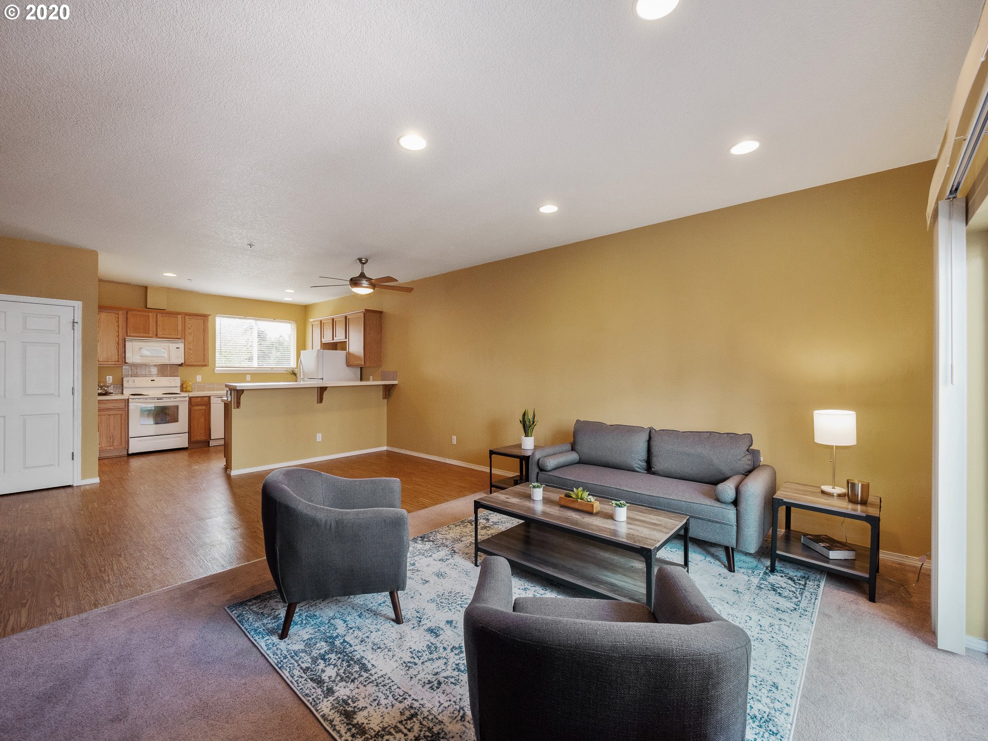 Photo #5: 20678685 Listing 