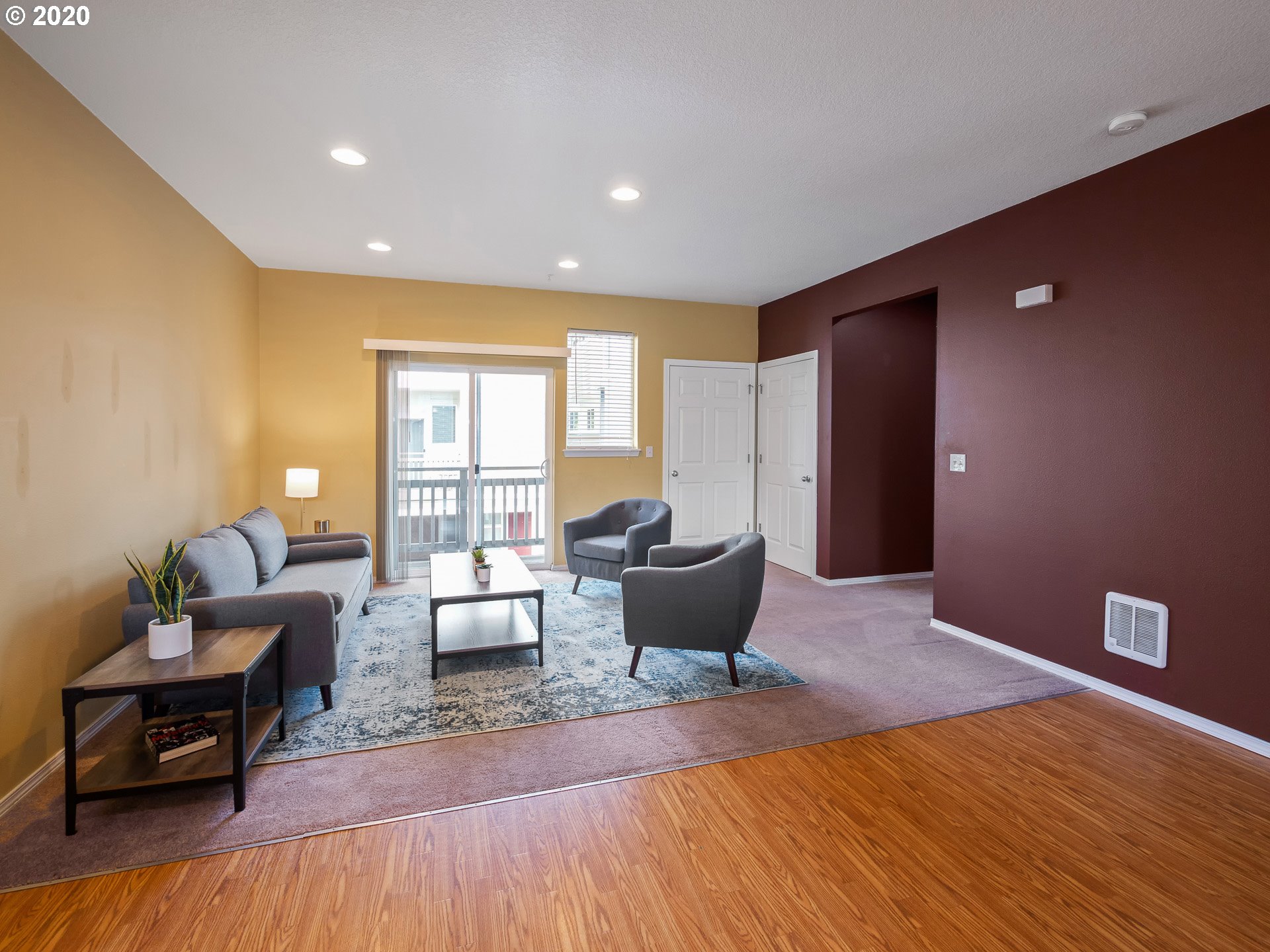 Photo #3: 20678685 Listing 
