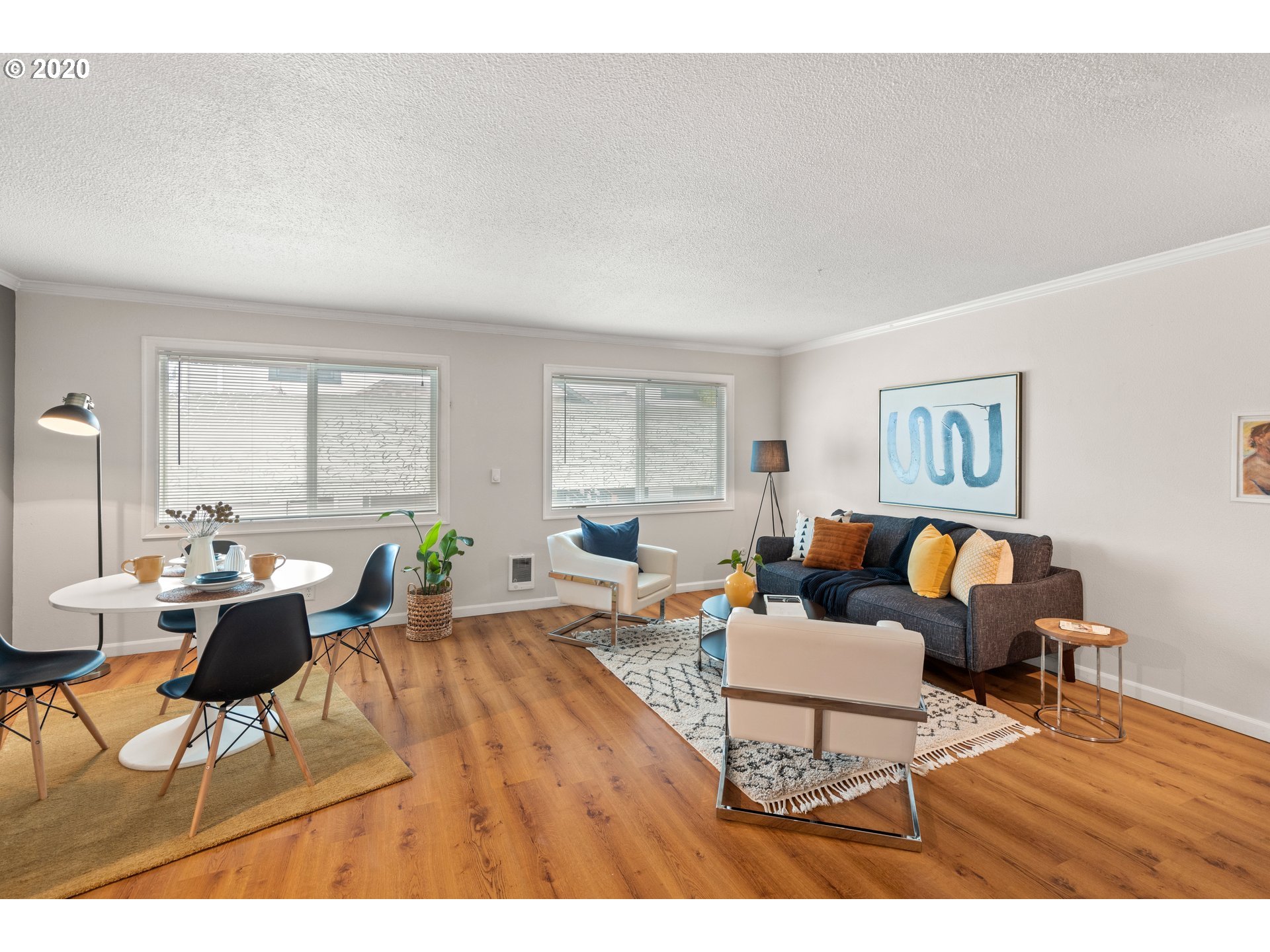 Photo #5: 20686618 Listing 