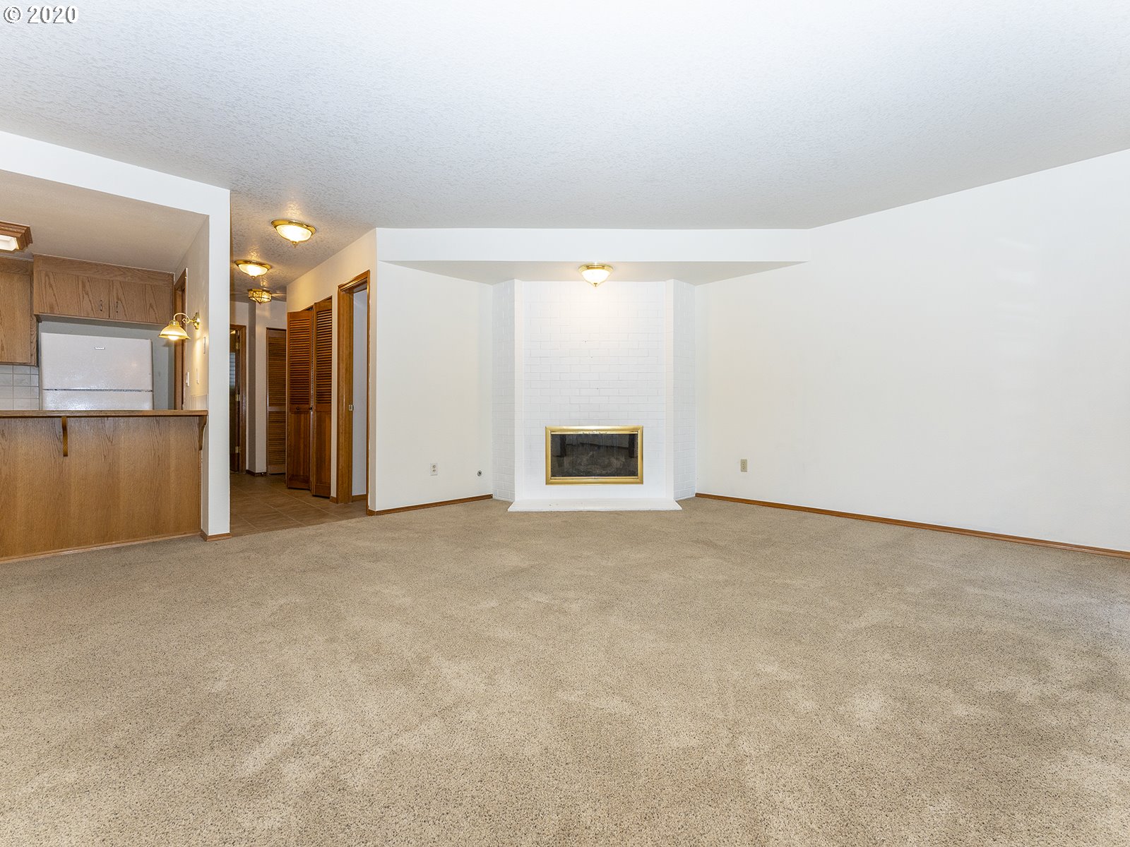 Living Room/Dining Room