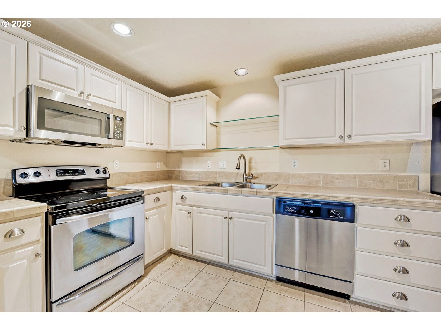 8904 NE BRENTFORD WAY, Hillsboro, OR, 97006