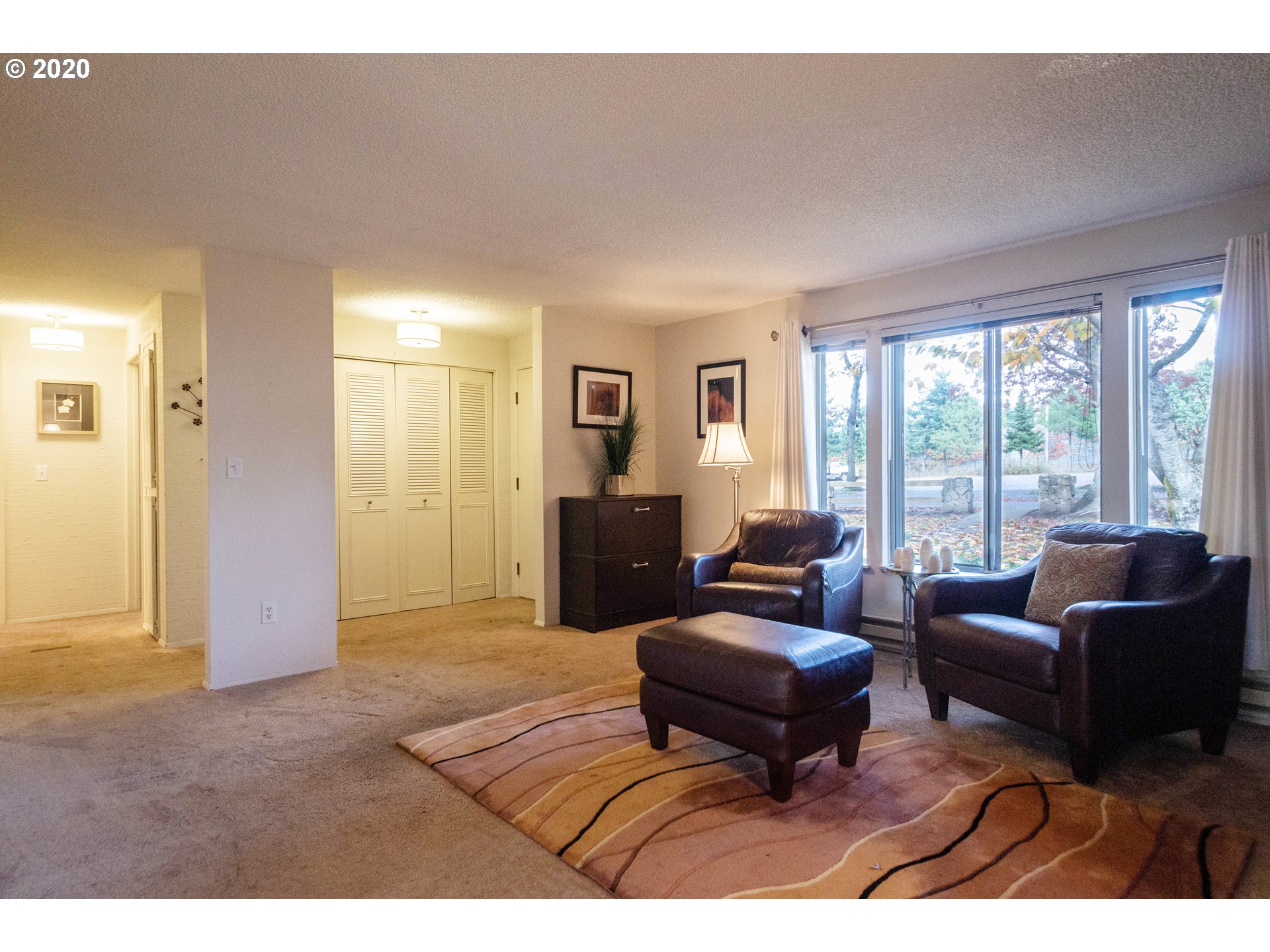 Photo #2: 20691986 Listing 