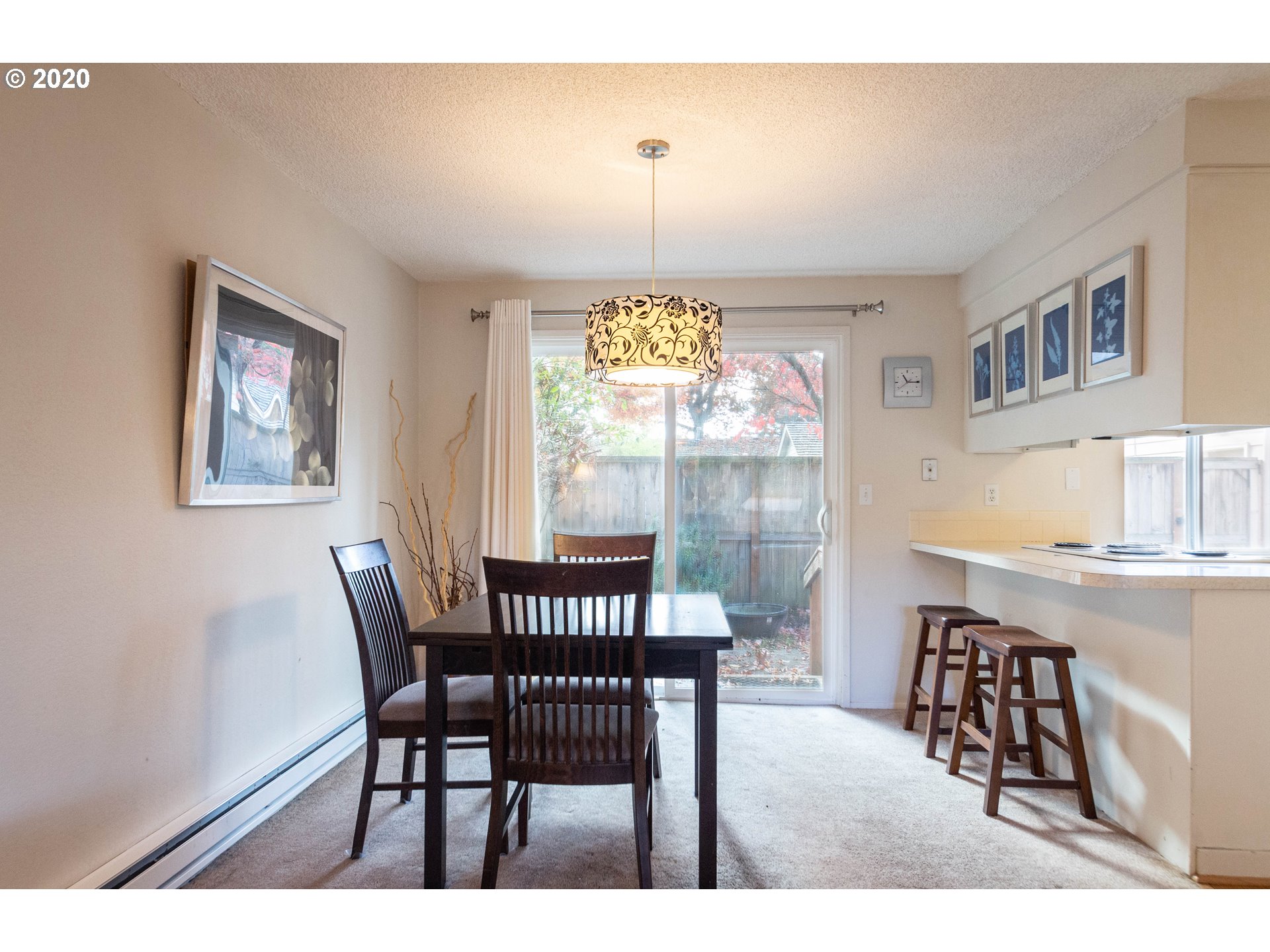 Photo #3: 20691986 Listing 