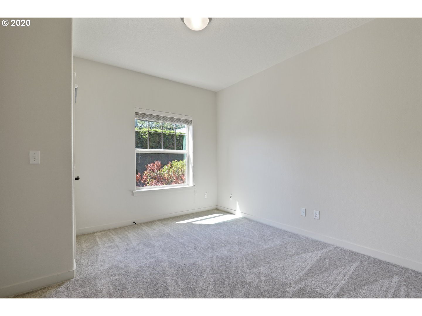 Photo #4: 20696613 Listing 